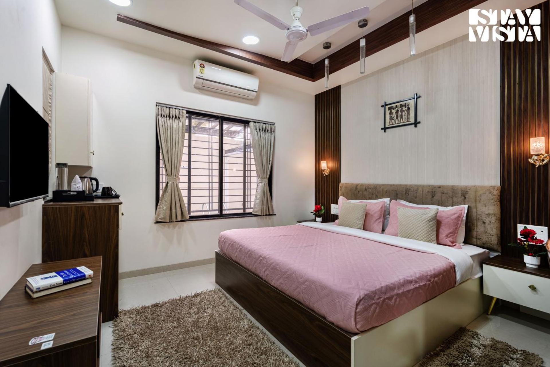 Serenity Meadows With Pool By Veo - Part Of Stayvista Nashik Luaran gambar